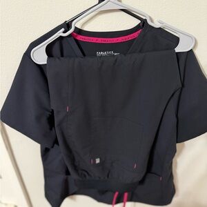 Fabletics Black vneck and jogger scrub set